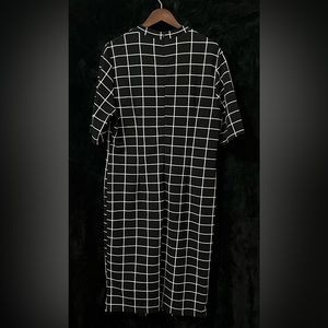 Black and white dress